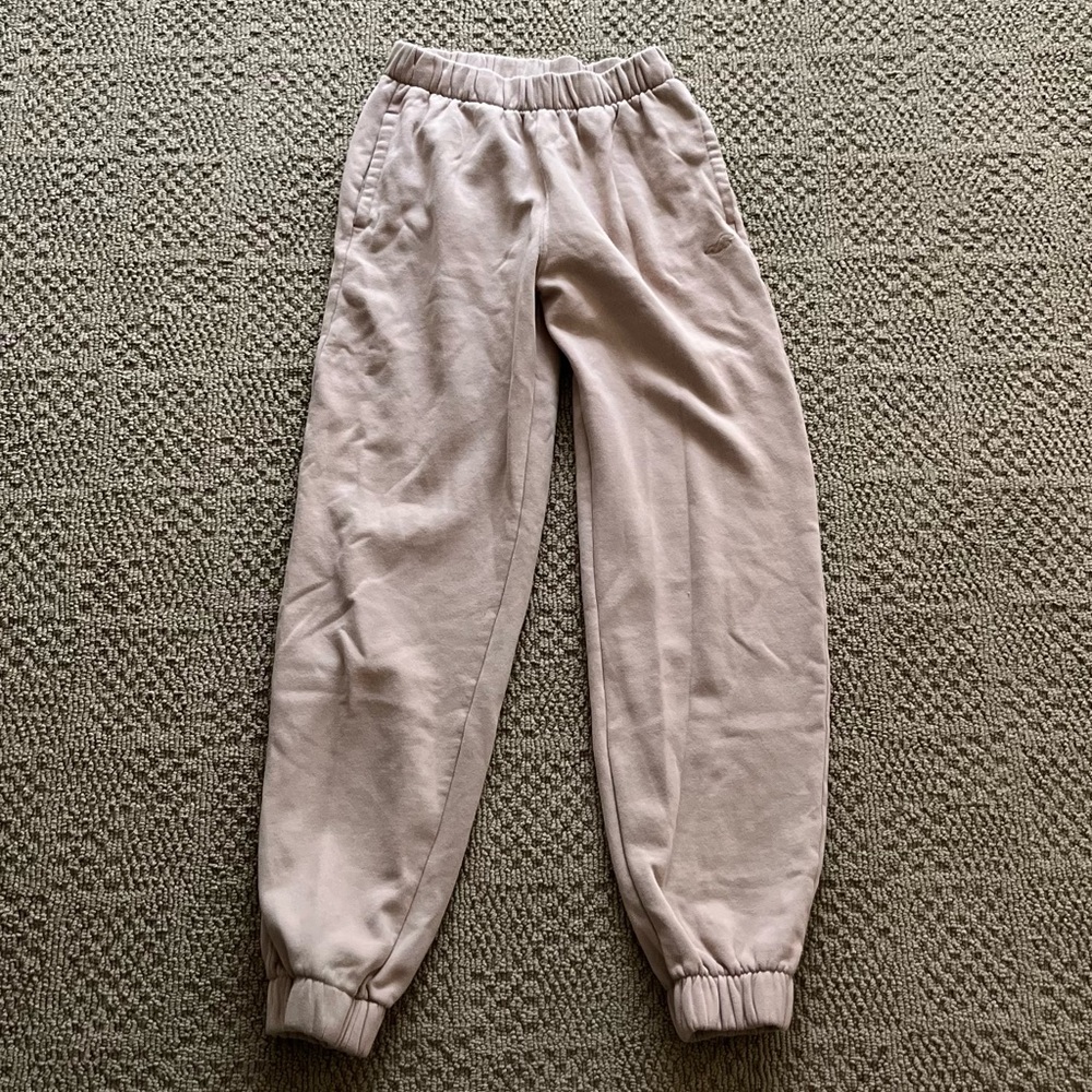 Hollister sweats